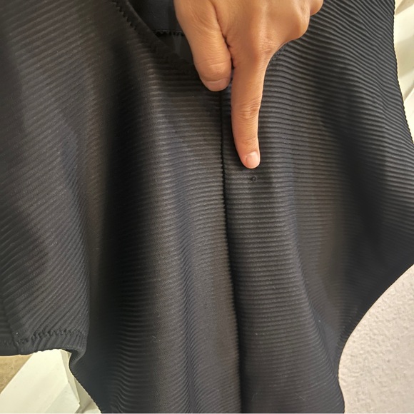 Women's J. Crew Monokini One Piece Low back Swim Black Size 10 - Picture 6 of 11